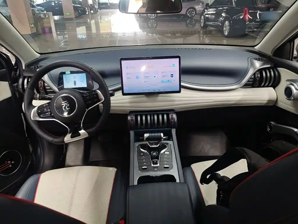BYD Yuan Plus — миниатюра 10