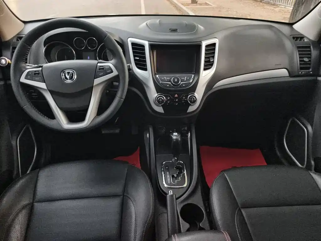 Changan CS35 — миниатюра 13