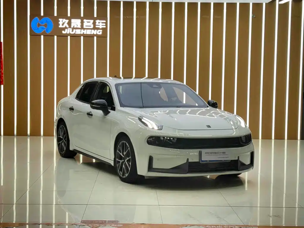 Lynk & Co 03 — миниатюра 3
