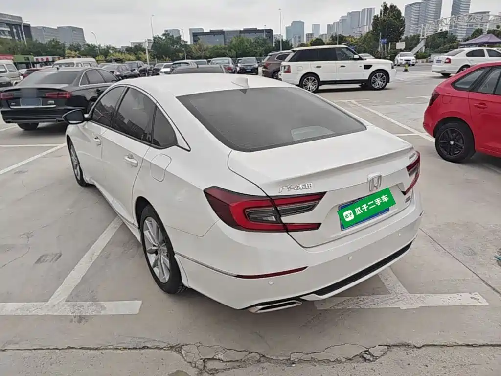 Honda Accord — миниатюра 5