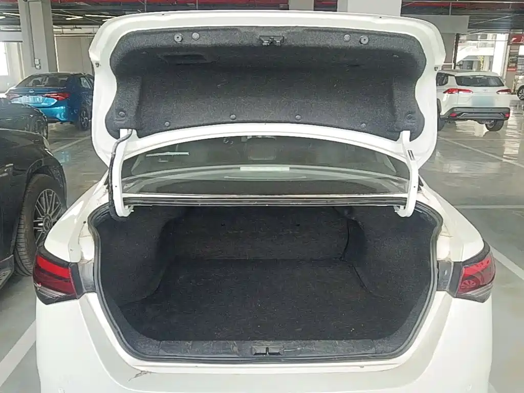 Nissan Sylphy — миниатюра 19