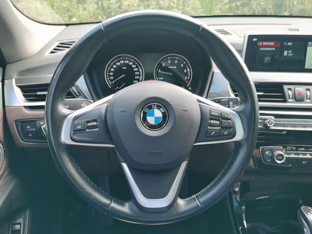 BMW X1 — миниатюра 14