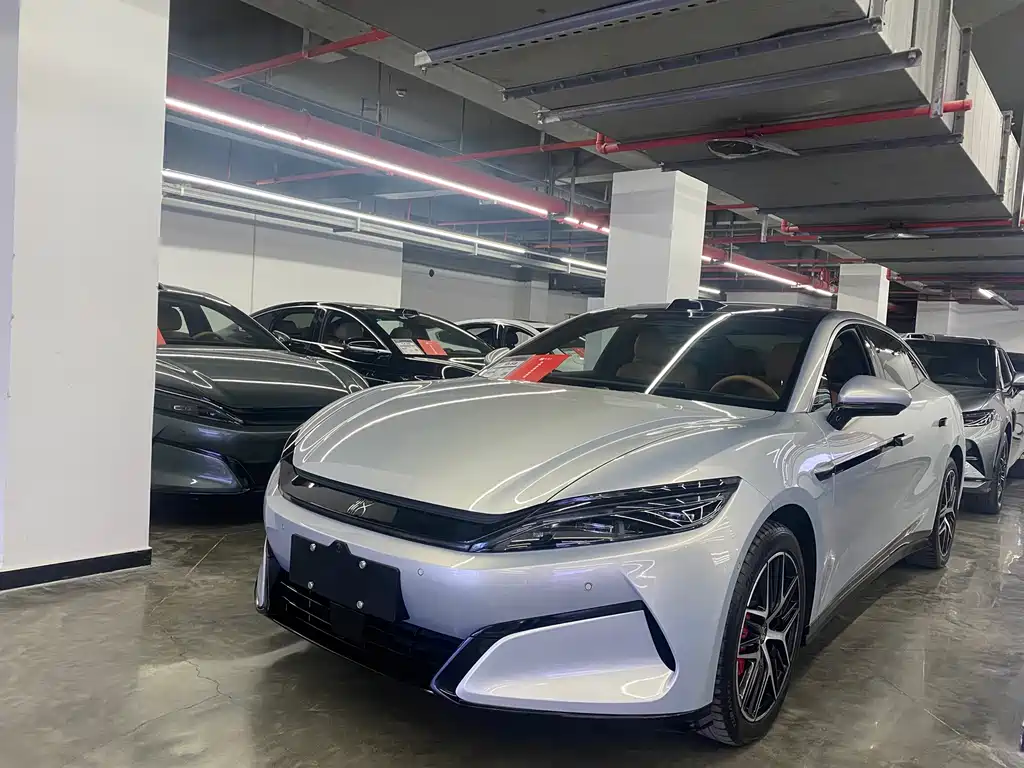 Byd 汉L 2025
