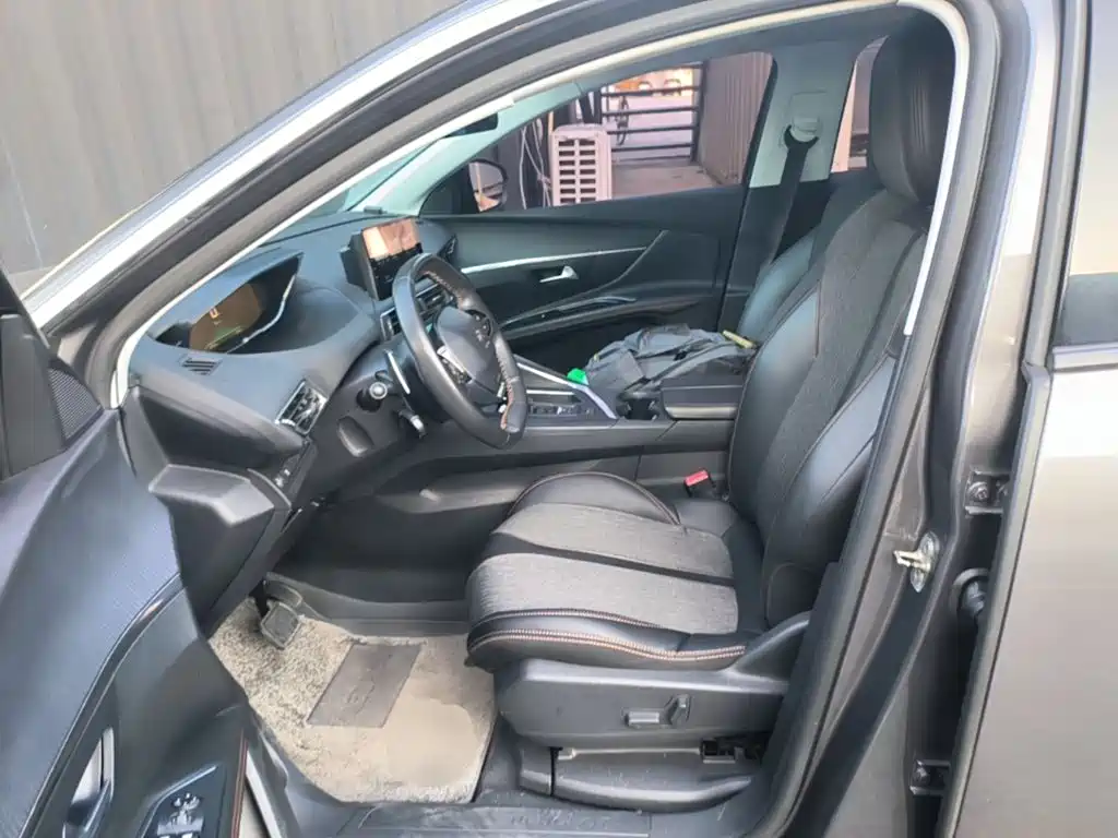 Peugeot 4008 — миниатюра 15