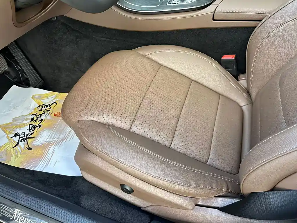 Mercedes-Benz E-Class — миниатюра 38