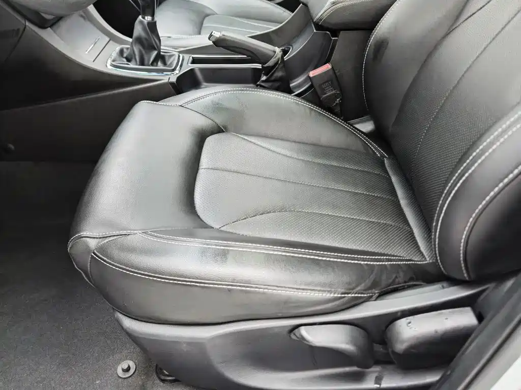 Geely Emgrand — миниатюра 20