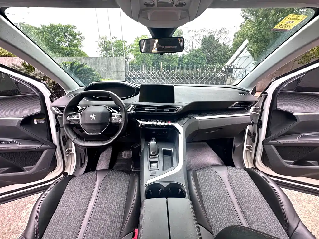 Peugeot 5008 — миниатюра 11