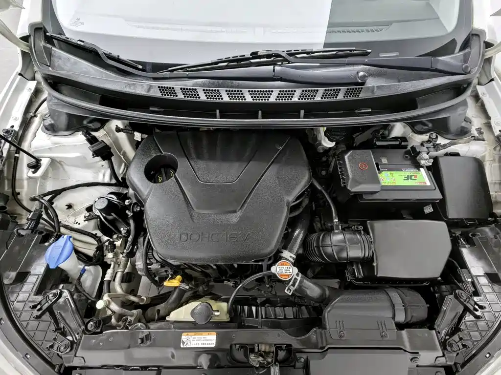 Hyundai Elantra Langdong — миниатюра 6