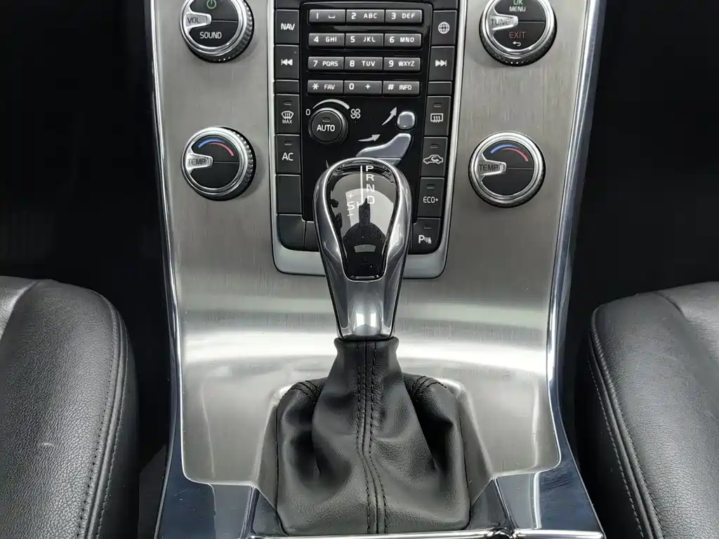 Volvo S60 — миниатюра 13