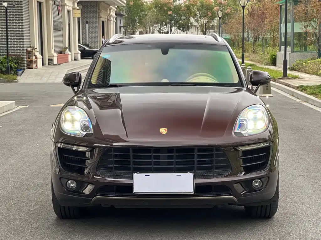 Porsche Macan — миниатюра 2
