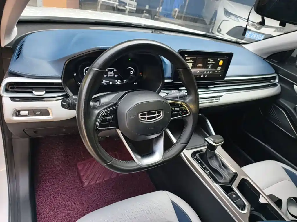 Geely Emgrand — миниатюра 10