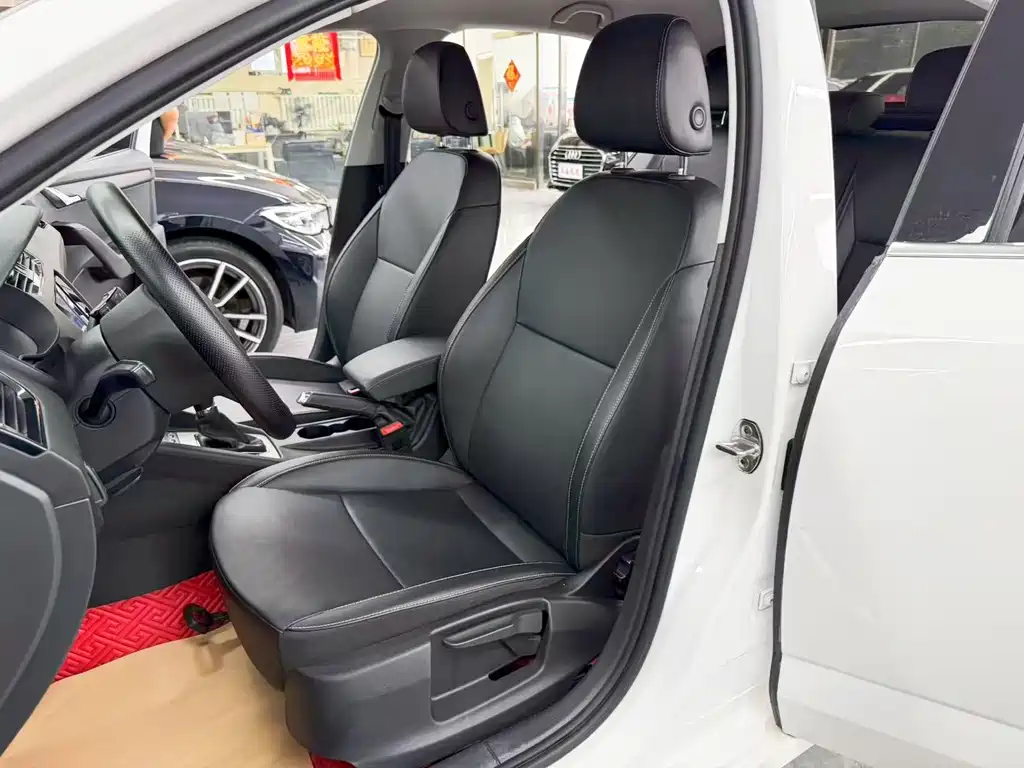 Skoda Octavia — миниатюра 14