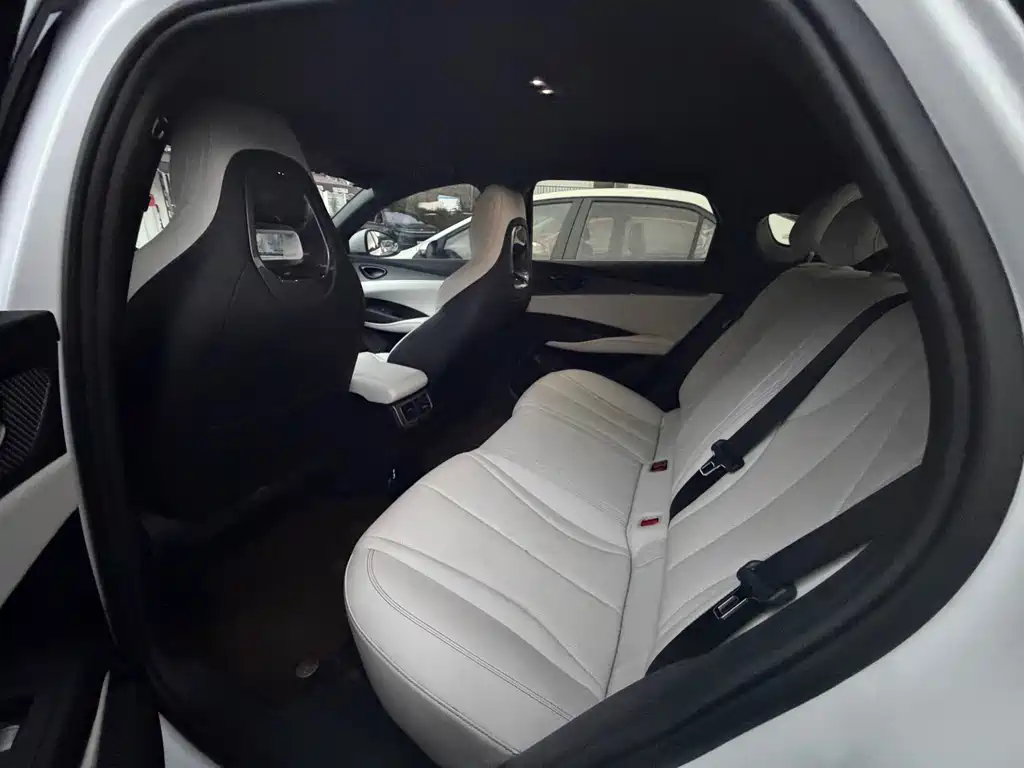 BYD Seal 06 — миниатюра 7