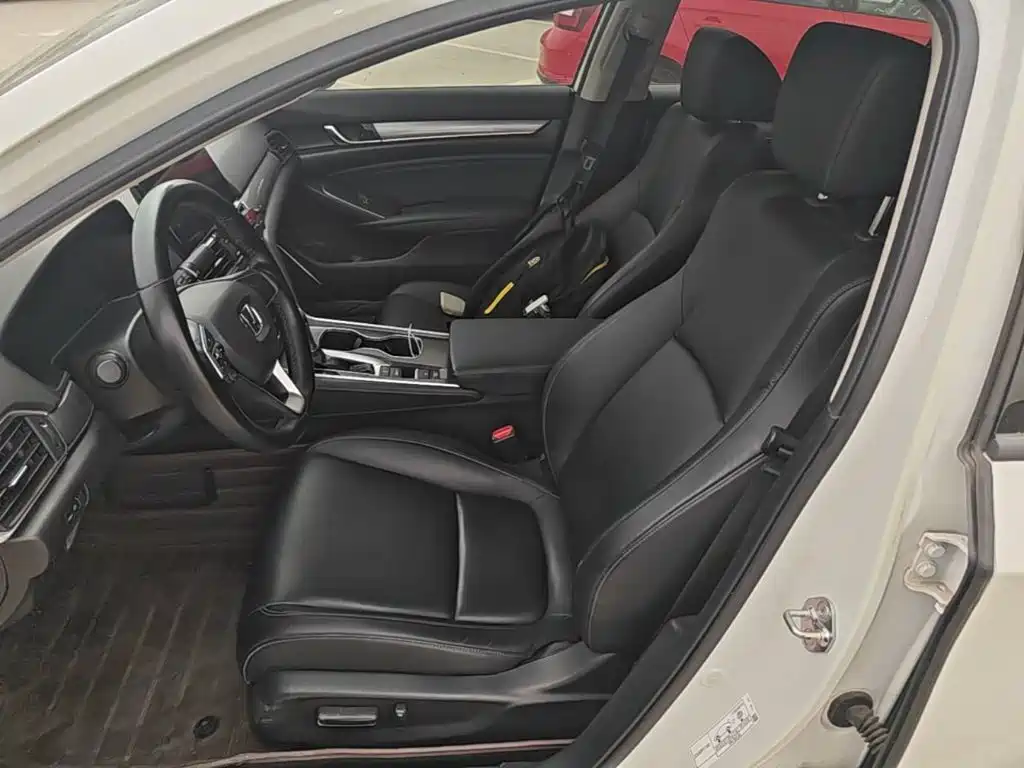 Honda Accord — миниатюра 15