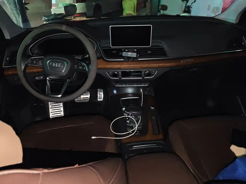 Audi Q5L — миниатюра 13