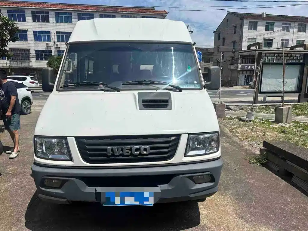 IVECO Daily — миниатюра 2
