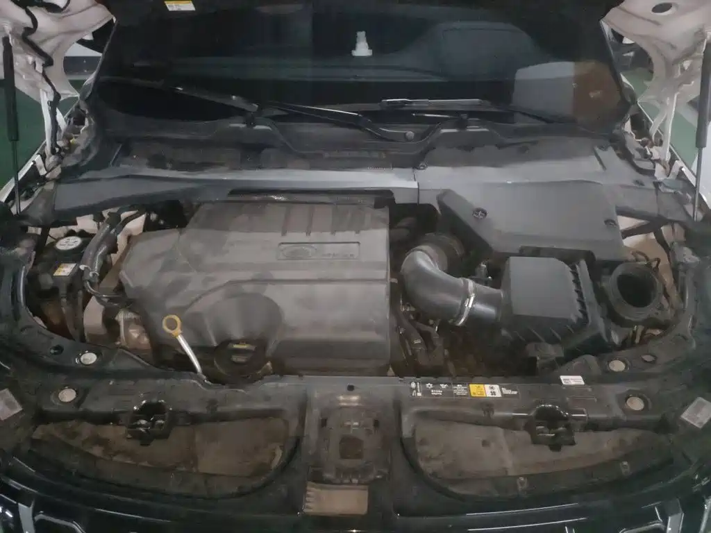 Land Rover Evoque — миниатюра 21