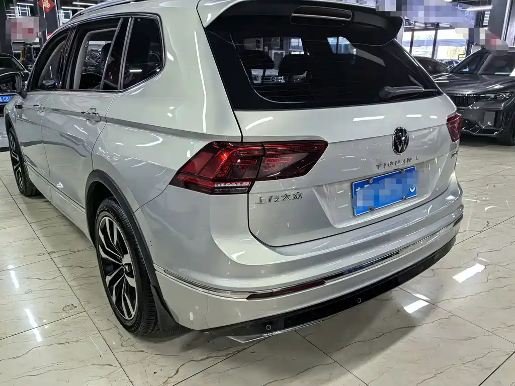 Volkswagen Tiguan L — миниатюра 4