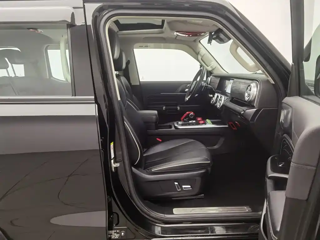 Tank Tank 300 — миниатюра 23