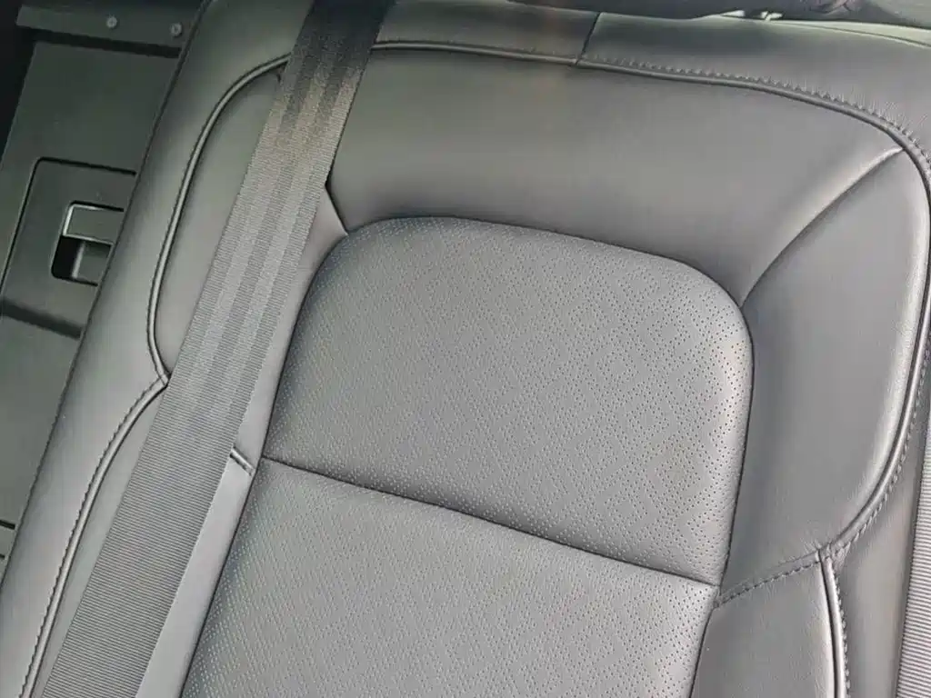 Lincoln Continental — миниатюра 15