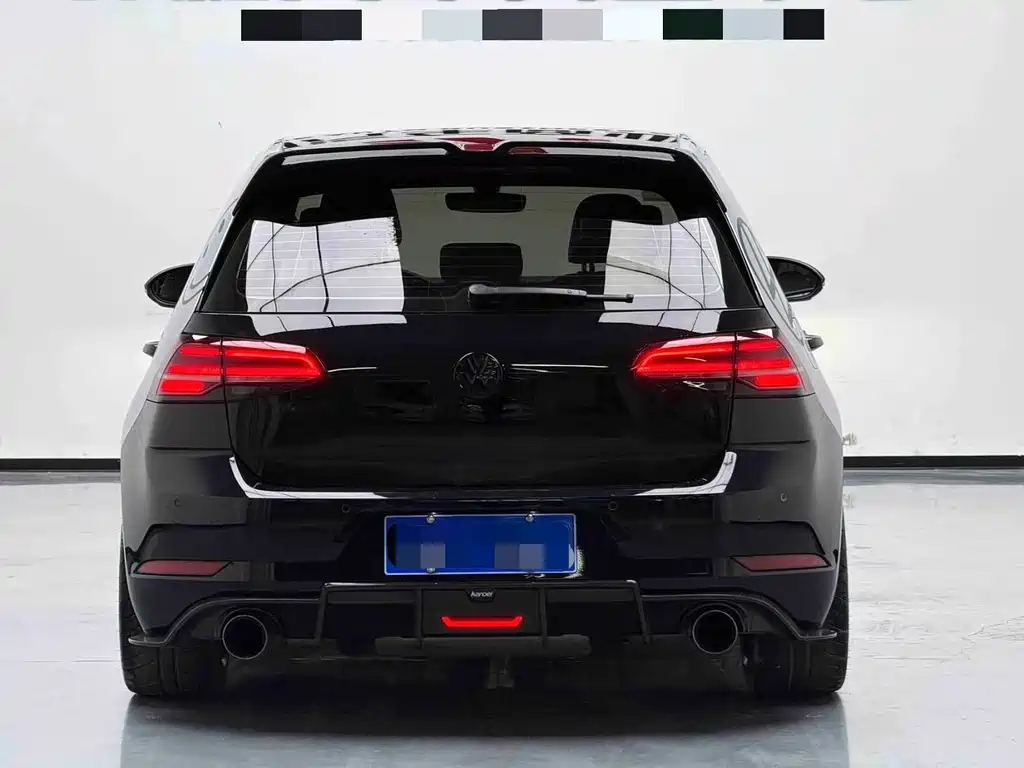 Volkswagen Golf GTI — миниатюра 11