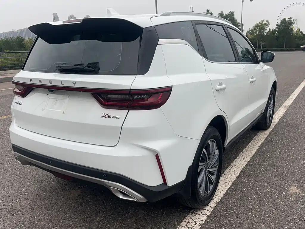 Geely Vision X6 — миниатюра 7