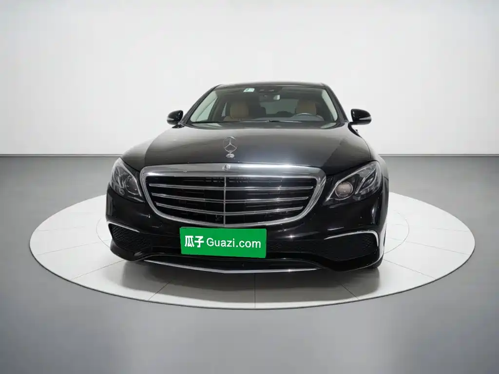 Mercedes-Benz E-Class — миниатюра 2