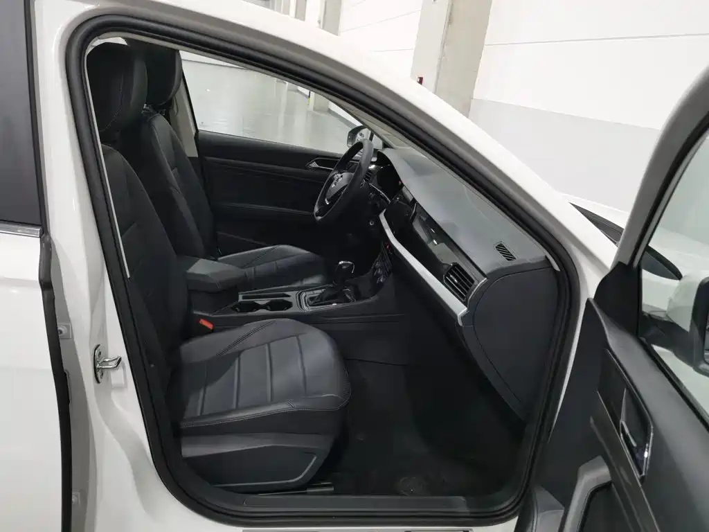 Volkswagen Lavida — миниатюра 23
