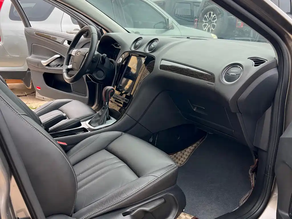 Ford Mondeo Zhisheng — миниатюра 7