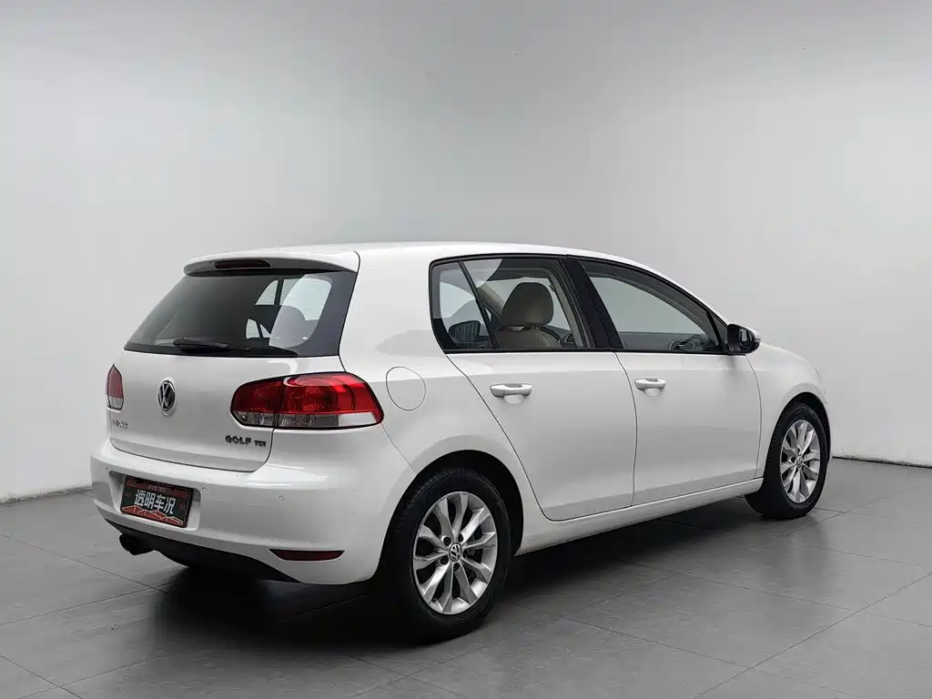 Volkswagen Golf — миниатюра 2