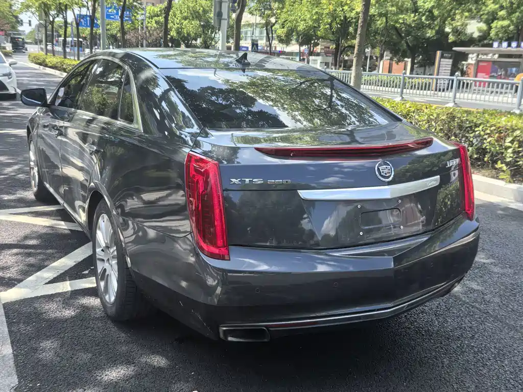 Cadillac XTS — миниатюра 10