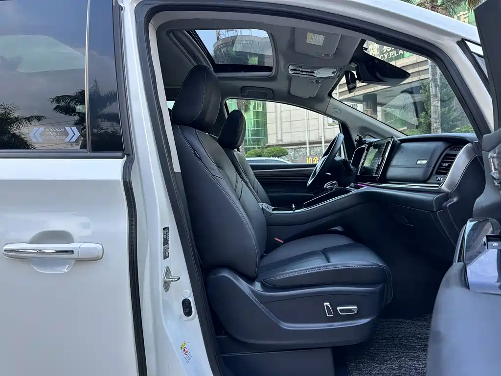 GAC Motor Trumpchi M8 — миниатюра 8