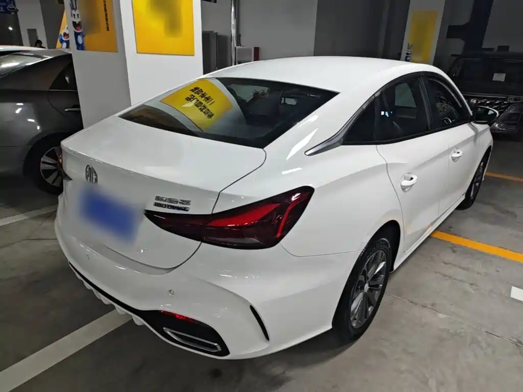 MG MG5 — миниатюра 7