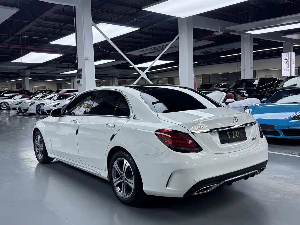 MERCEDES-BENZ C CLASS