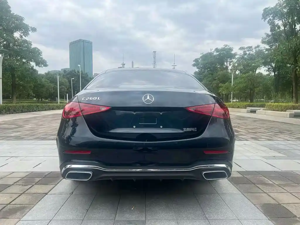 Mercedes-Benz C-Class — миниатюра 7