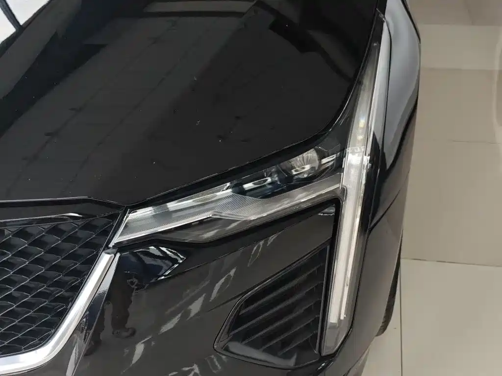Cadillac CT4 — миниатюра 4