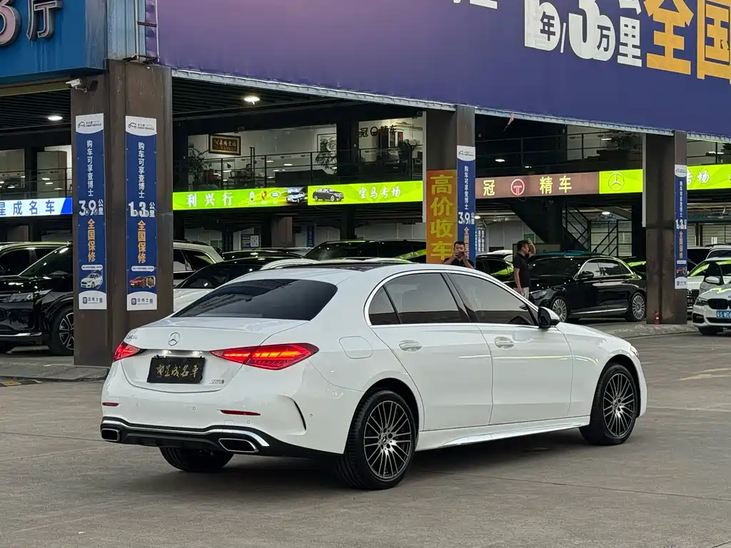 Mercedes-Benz C-Class — миниатюра 19