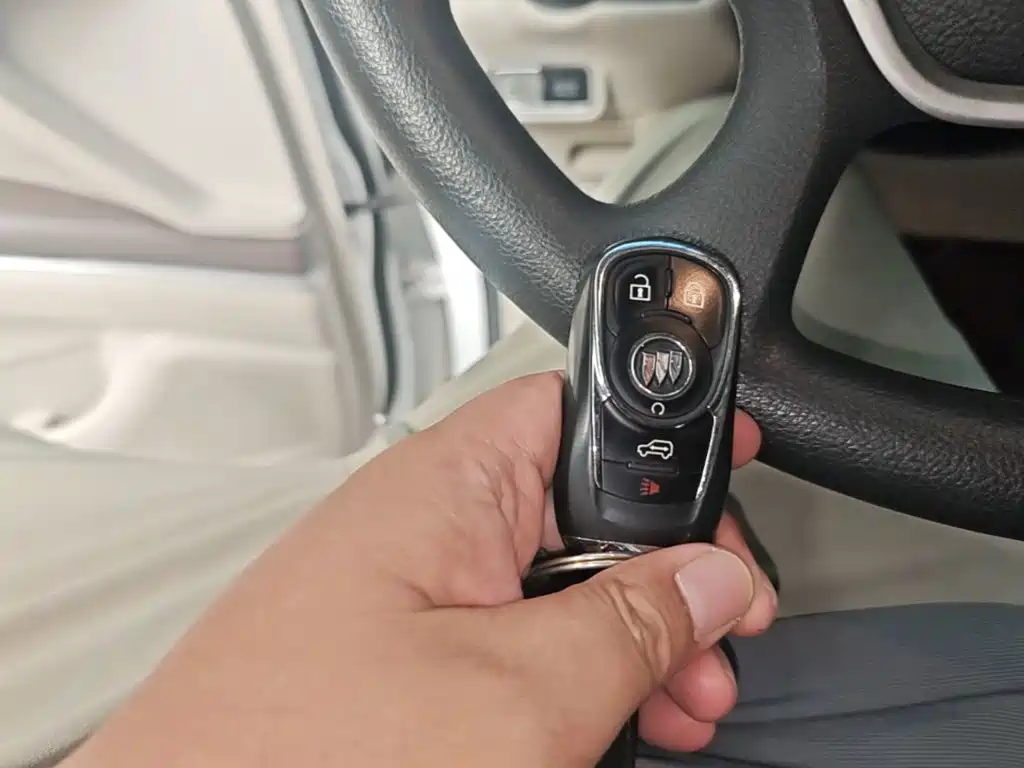 Buick GL8 — миниатюра 9