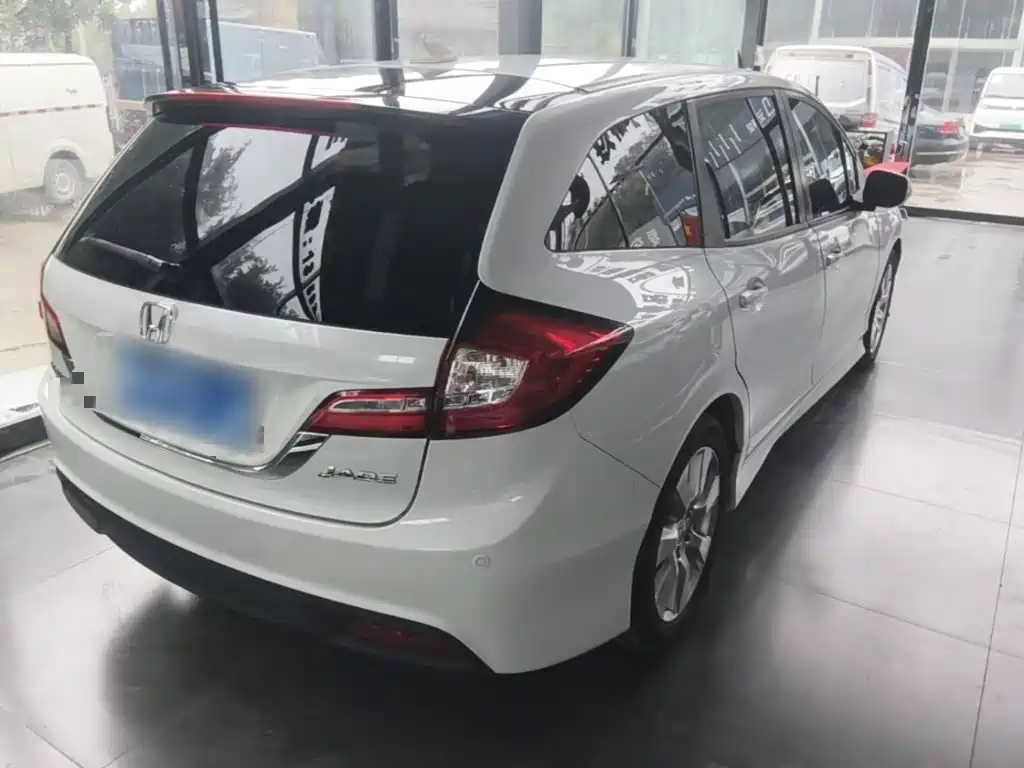 Honda Jade — миниатюра 7