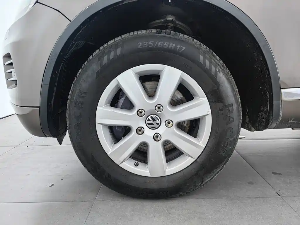 Volkswagen Touareg — миниатюра 17