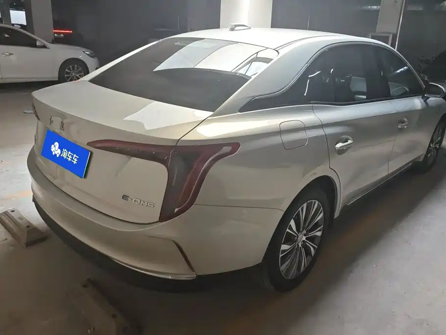 Hongqi Hongqi E-QM5 — миниатюра 3