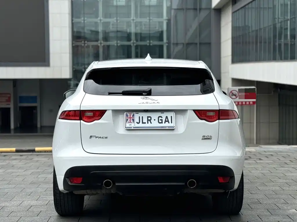 Jaguar F-PACE — миниатюра 7