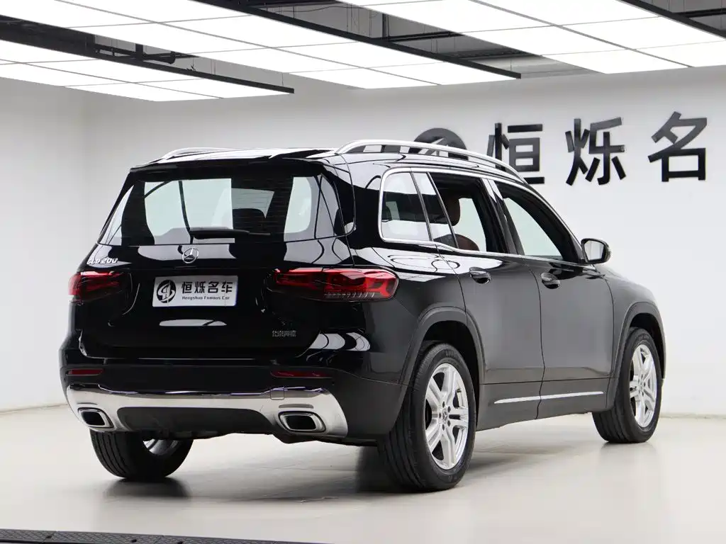 Mercedes-Benz GLB — миниатюра 24