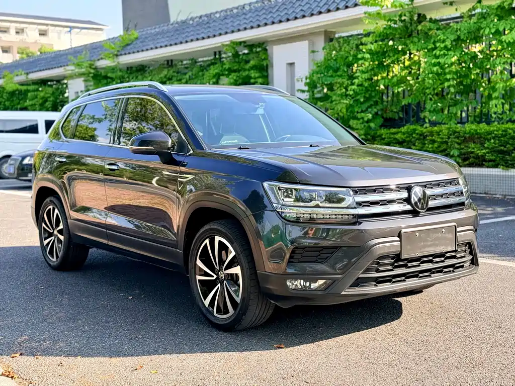 Volkswagen Tharu — миниатюра 3