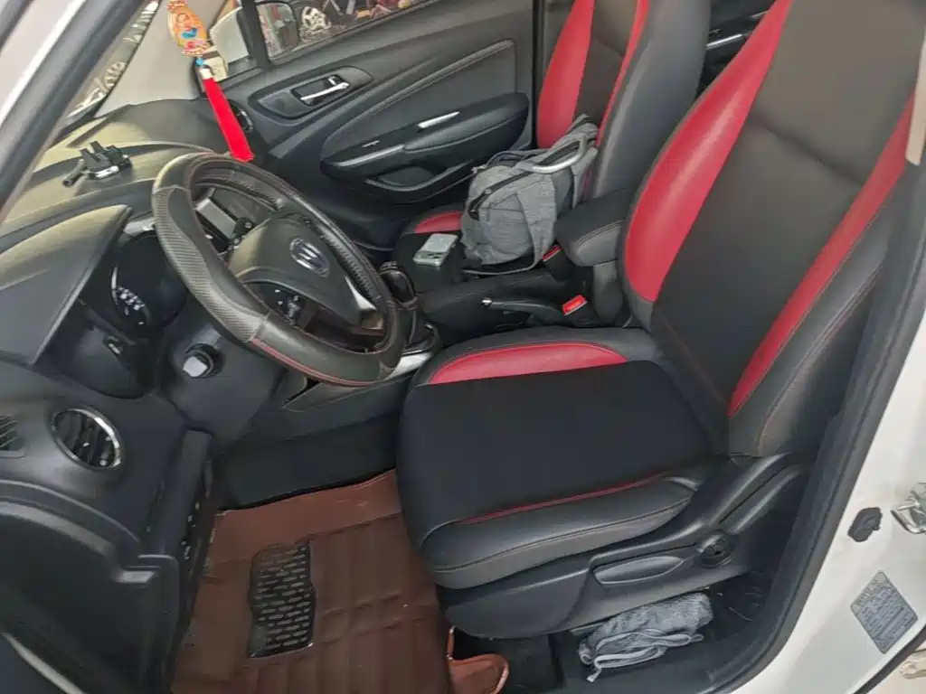 Changan CS15 — миниатюра 15