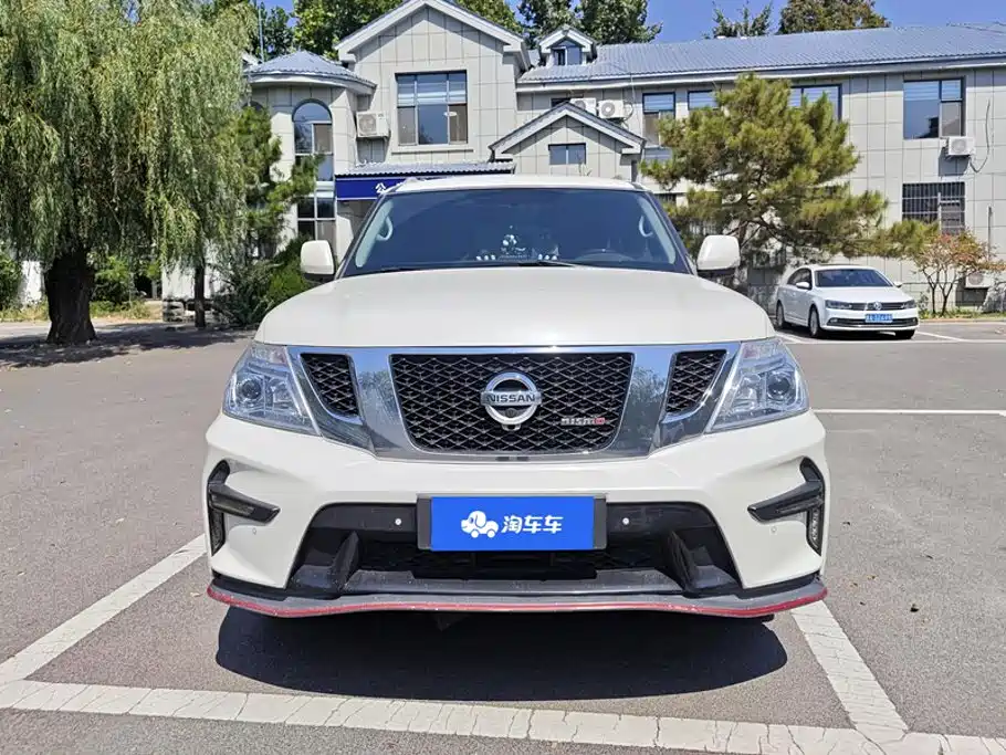 Nissan Patrol — миниатюра 2