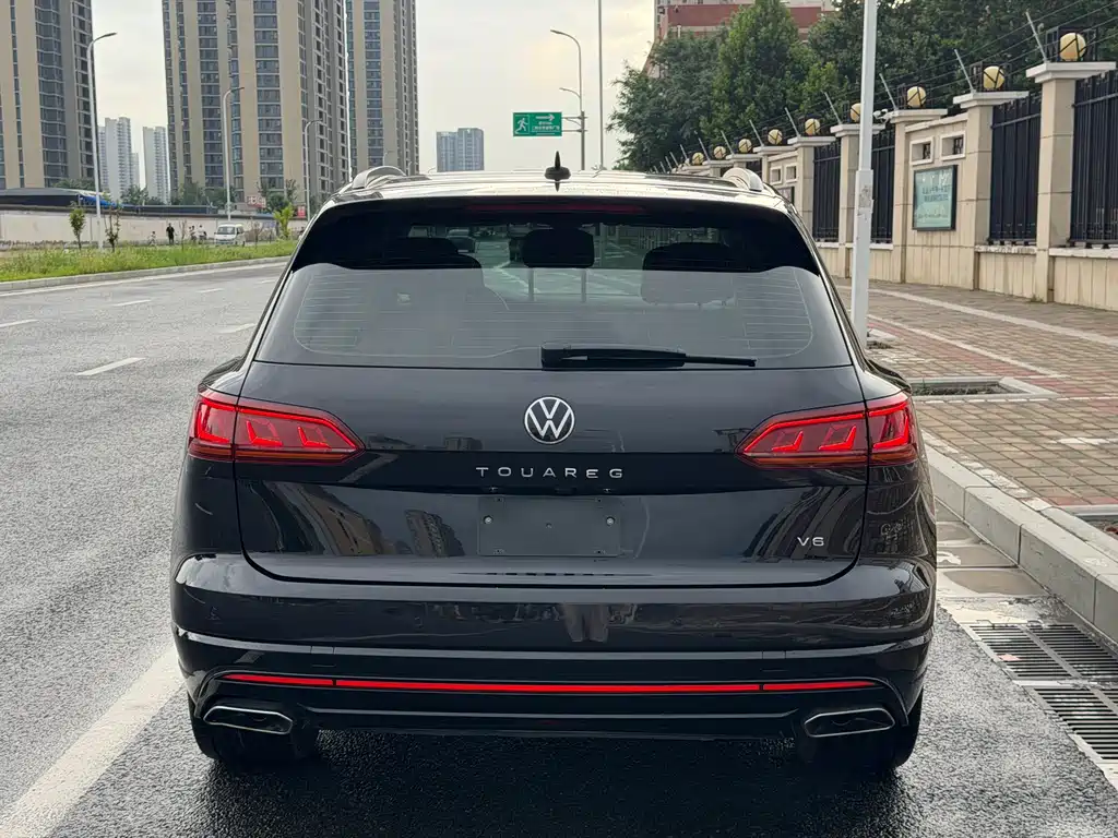 Volkswagen Touareg — миниатюра 12