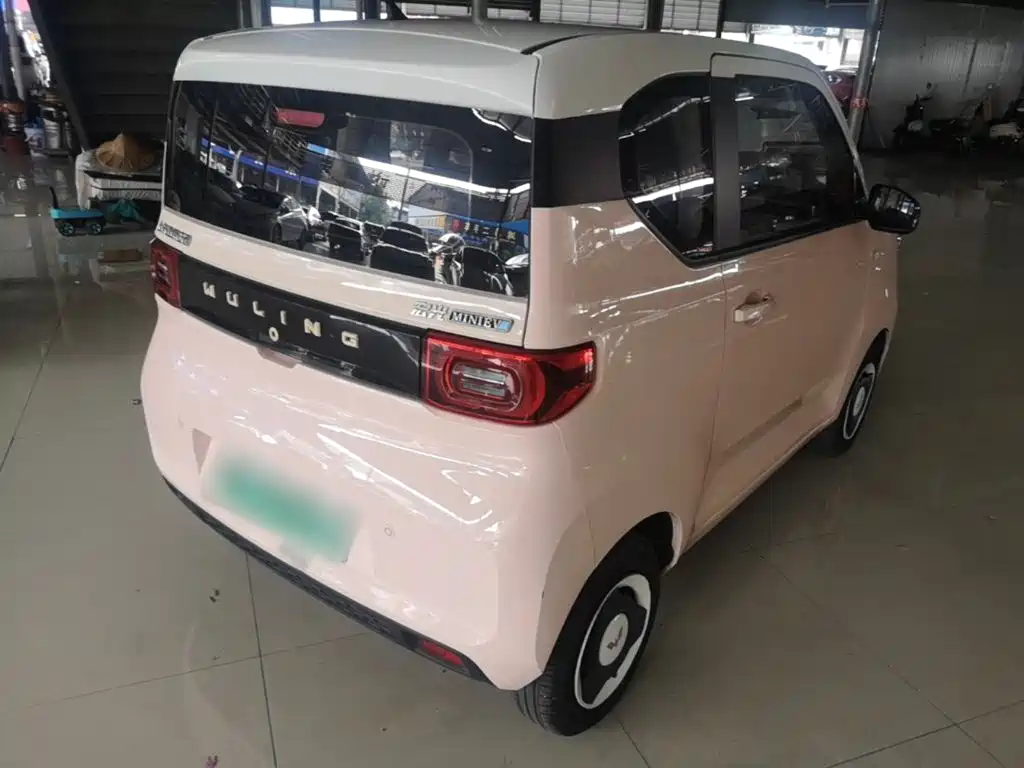 Wuling MINIEV — миниатюра 7