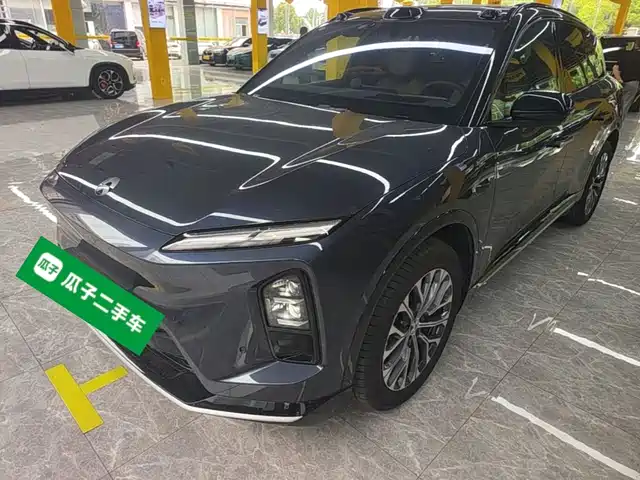 2025 Nio ES6