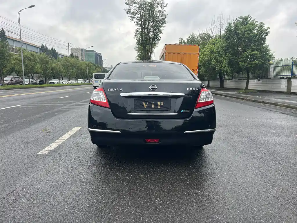 Nissan Teana — миниатюра 8